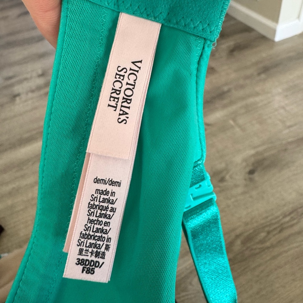 Victoria's Secret Teal Demi Bra